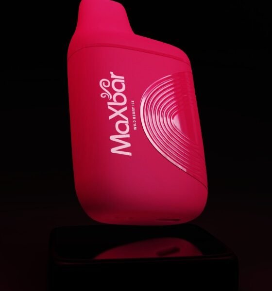 VAPE DESECHABLE MAXBAR - Z7 "WILD BERRY ICE" (7000 PUFFS)